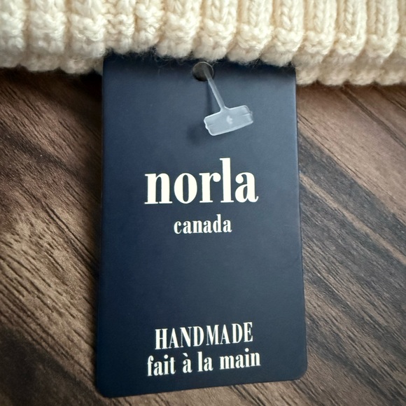 NWT - Brand New Leopard Print Beanie - Cream and Brown - Picture 2 of 2